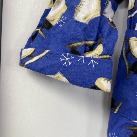 Girls Flannel Ice Skate Themed Lightweight Robe with Hood, size Small - Picture 4 of 4